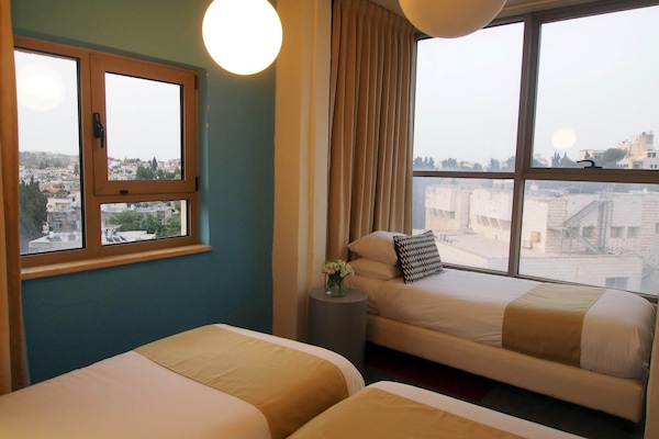 Standard Triple Room | In-room safe, desk, iron/ironing board, free WiFi