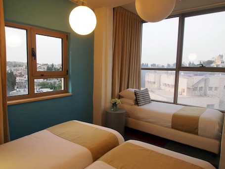 Standard Triple Room | In-room safe, desk, iron/ironing board, free WiFi