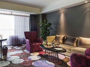 1 habitación, minibar, caja de seguridad en la habitación y escritorio 