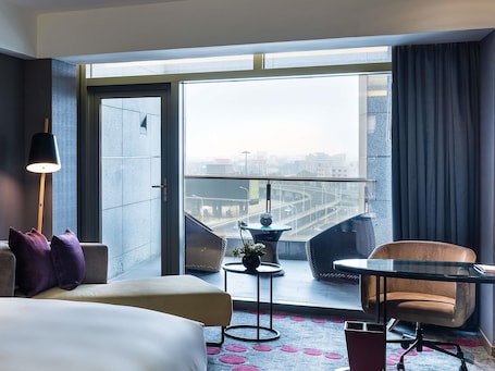 1 bedroom, minibar, in-room safe, desk
