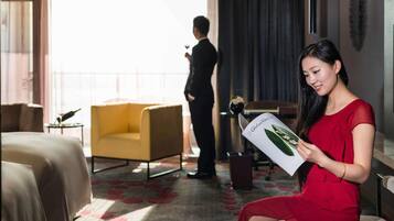 Executive Room, 2 Twin Beds | 1 bedroom, minibar, in-room safe, desk