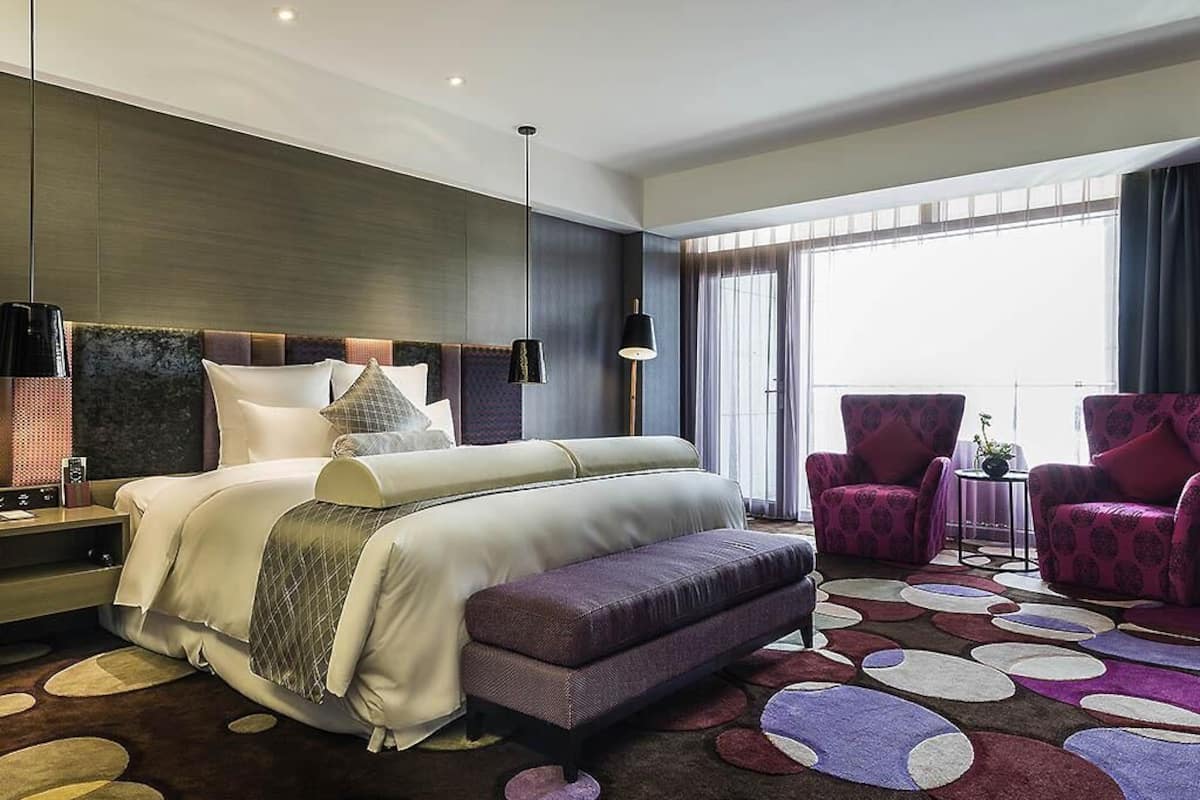Executive Suite, 1 King Bed