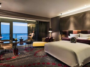 Executive Room, 1 King Bed