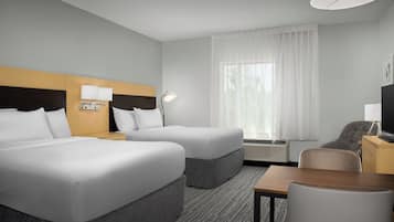 Studio, 2 giường cỡ queen, không hút thuốc (Mobility Accessible, Tub) | 1 phòng ngủ, két bảo mật tại phòng, bàn