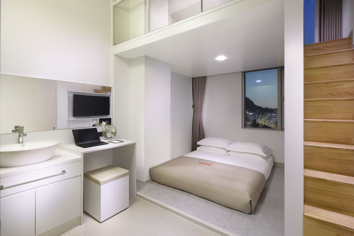 Ropa de cama de alta calidad, cubrecamas y colchones con pillow-top