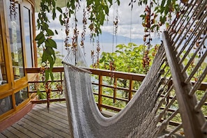 Family Room | Terrace/patio - Villas B'alam Ya (Panajachel)