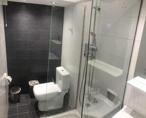 Studio, Sea View | In-room safe, free WiFi, bed sheets - Atlantis Hotel (Agios Nikolaos)