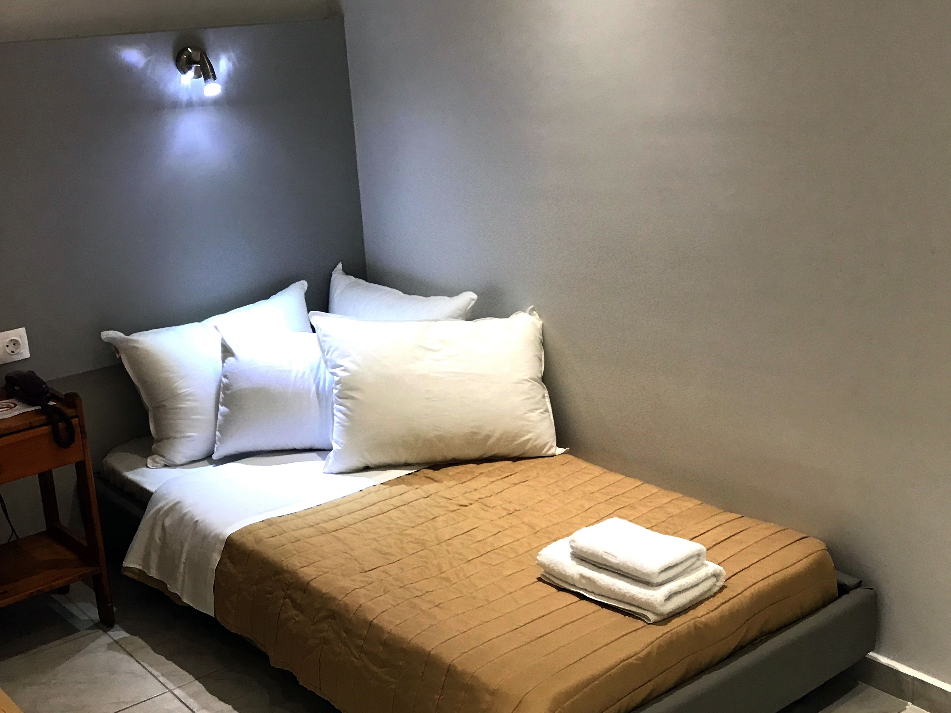 superior apartment, 1 bedroom, sea view | in-room safe, free wifi, bed sheets