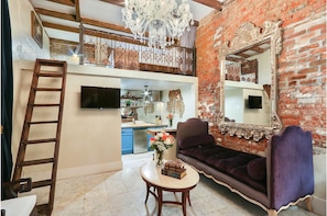 Dumaine | Living area
