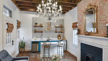 Burgundy Room | Private kitchen | Fridge, microwave, coffee/tea maker, toaster