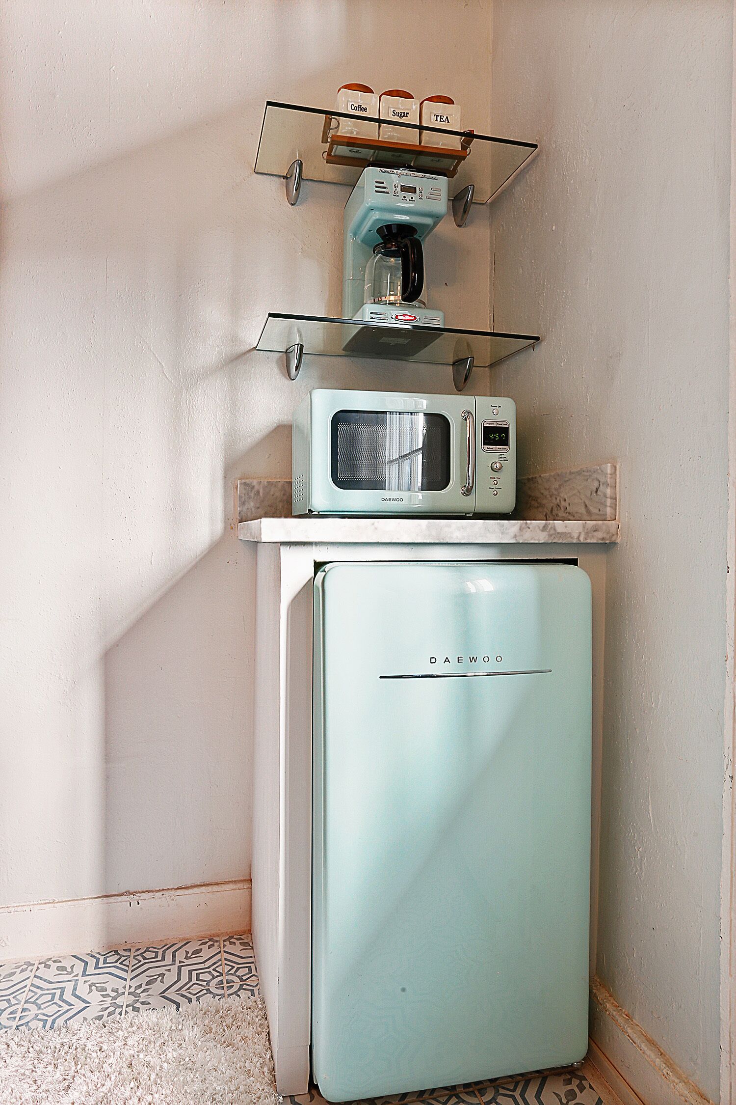 conti suite | private kitchenette | fridge, microwave, coffee/tea maker, toaster