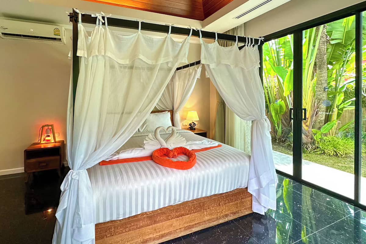 Honeymoon One Bedroom Pool Villa | 1 slaapkamer, luxe beddengoed, een kluis op de kamer