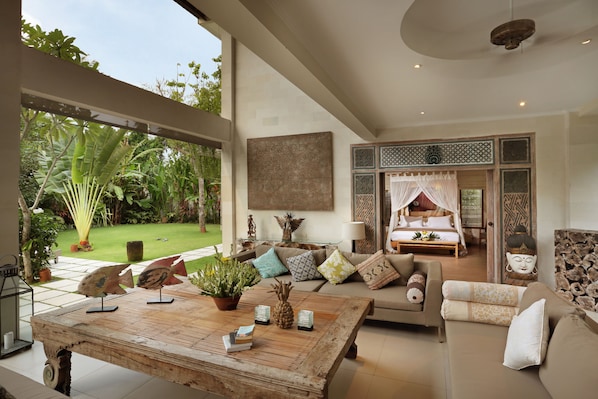 Villa, 4 Bedrooms, Private Pool | In-room safe, iron/ironing board, free WiFi, bed sheets - Villa Bali Asri Batubelig (Seminyak)