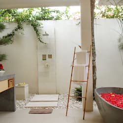 Royal Villa, 1 Bedroom, Private Pool | Bathroom | Shower, free toiletries, hair dryer, bathrobes