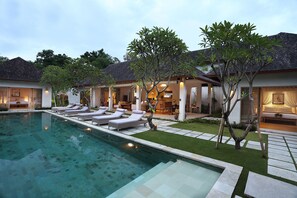 Villa, 3 Bedrooms, Private Pool | In-room safe, iron/ironing board, free WiFi, bed sheets - Villa Bali Asri Batubelig (Seminyak)