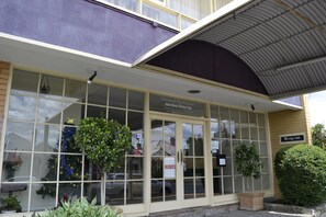 Fachada de la propiedad