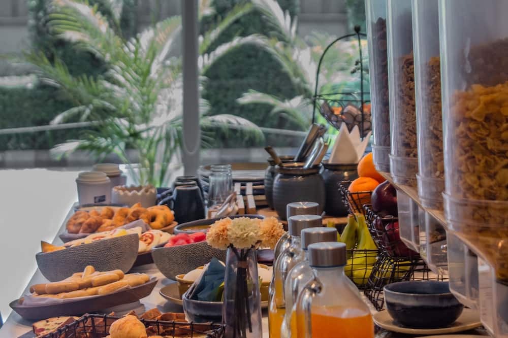 Holiday Inn Express Gurugram Sector 50 by IHG
