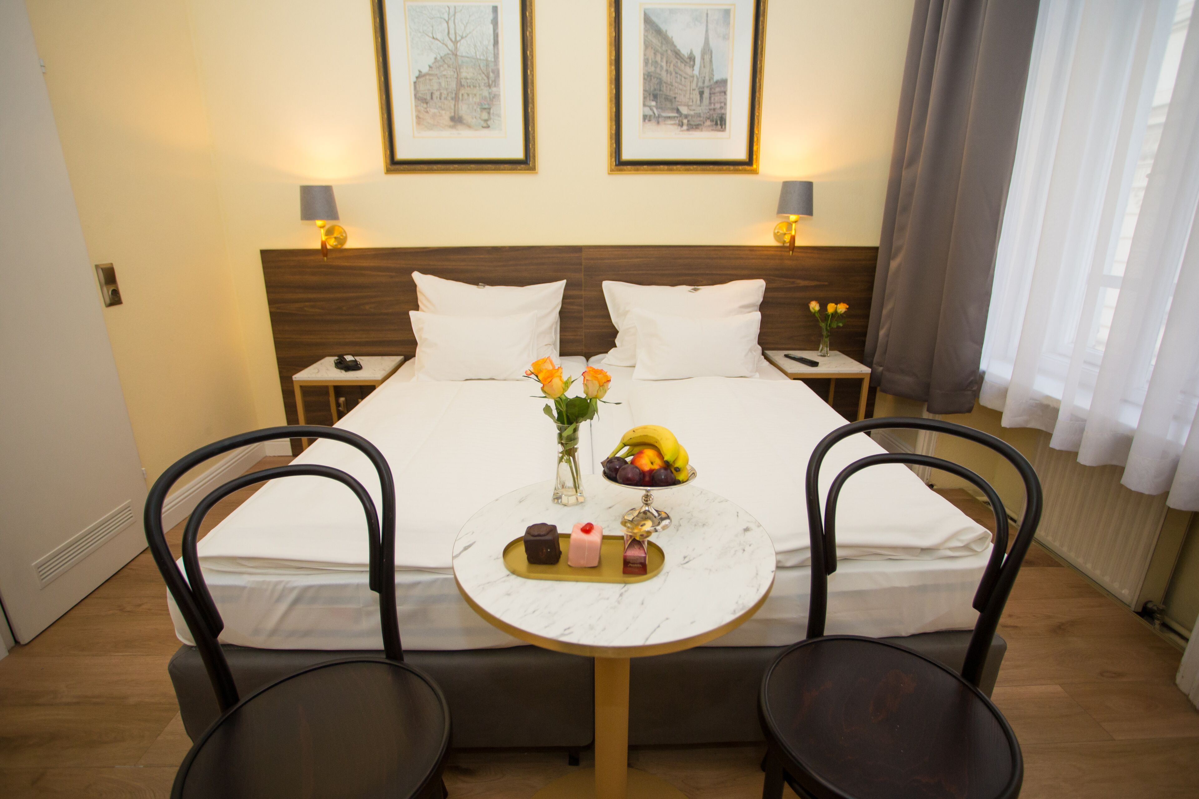 comfort room | minibar, in-room safe, free wifi, bed sheets