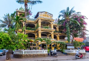 Exterior - Terrasse Des Elephants (SIEM REAP)