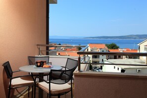 Appartement Deluxe, 1 chambre, balcon, vue sur la mer (2-4) | Balcon