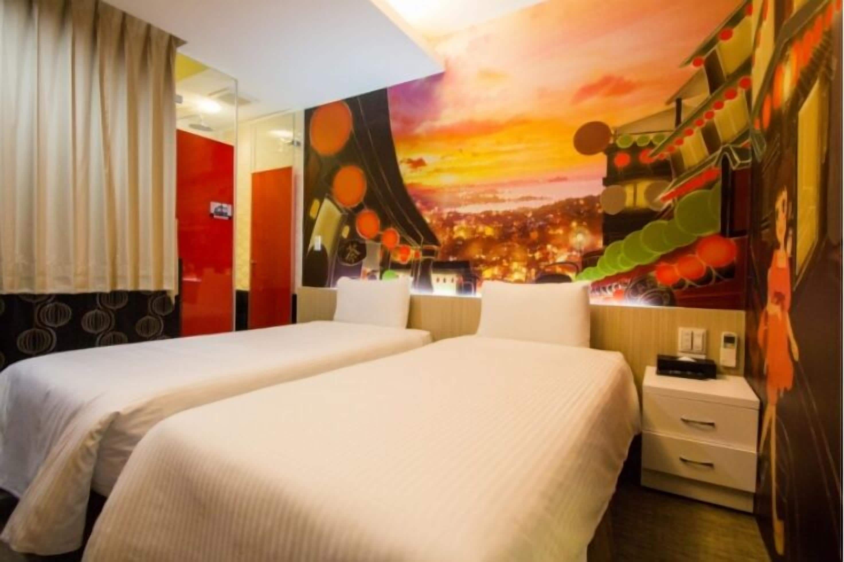 Deluxe Twin Room | Individually decorated, blackout drapes, free WiFi, bed sheets