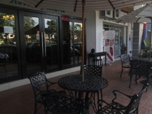 Porch - Hotel Vistaria (Johor Bahru)