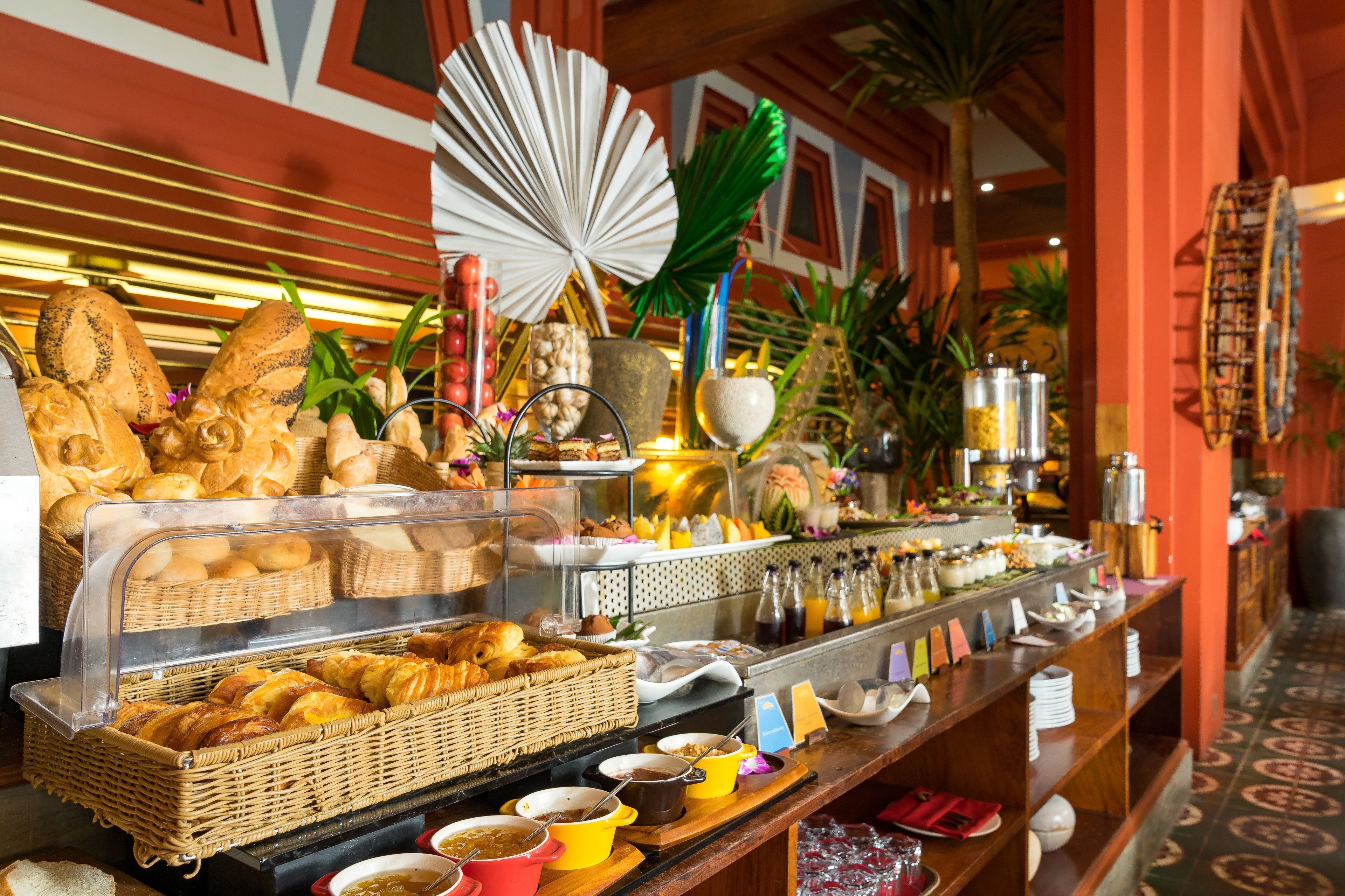 daily buffet breakfast (usd 9 per person)