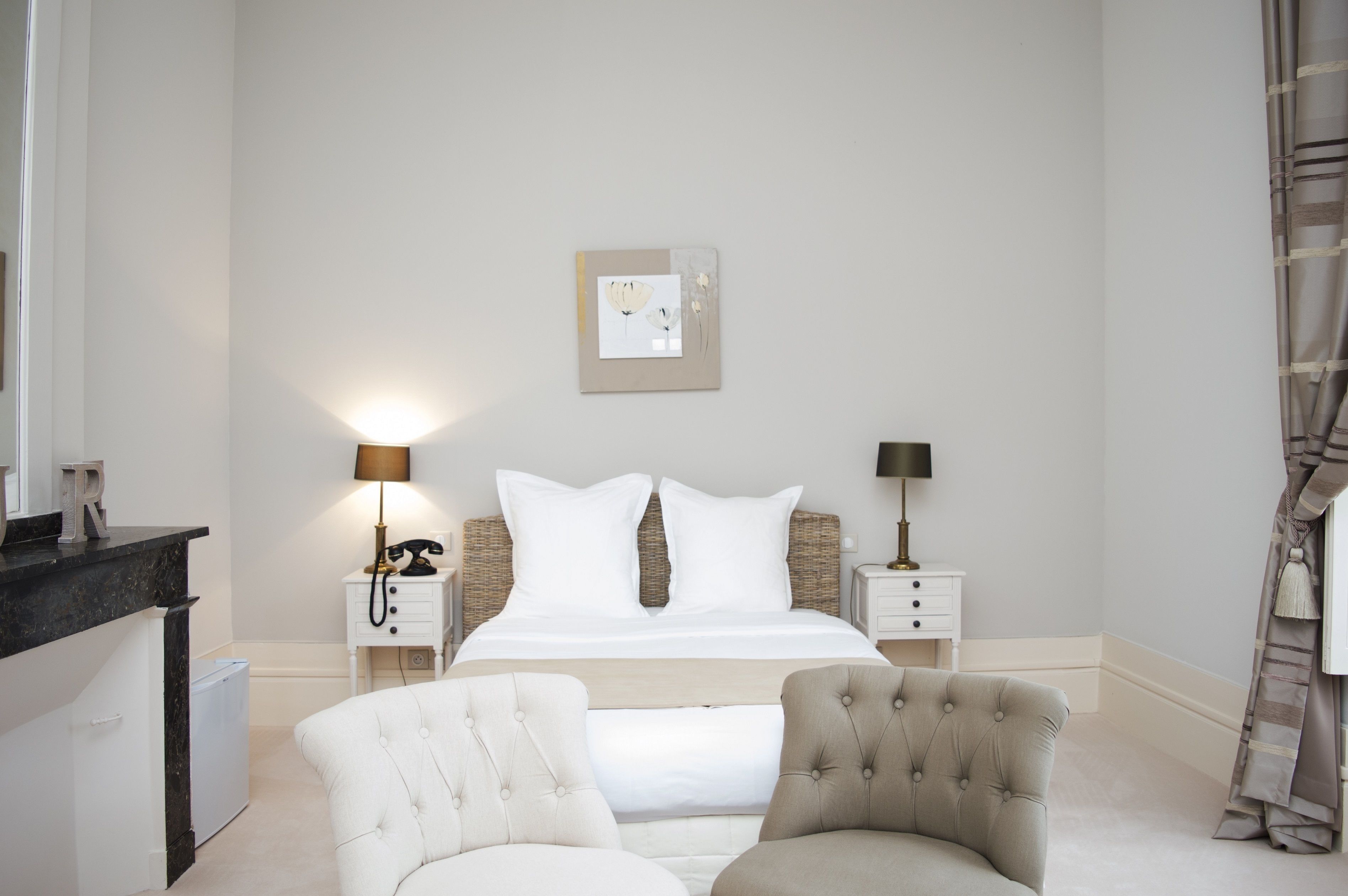 deluxe double room | 1 bedroom, individually decorated, individually furnished, desk