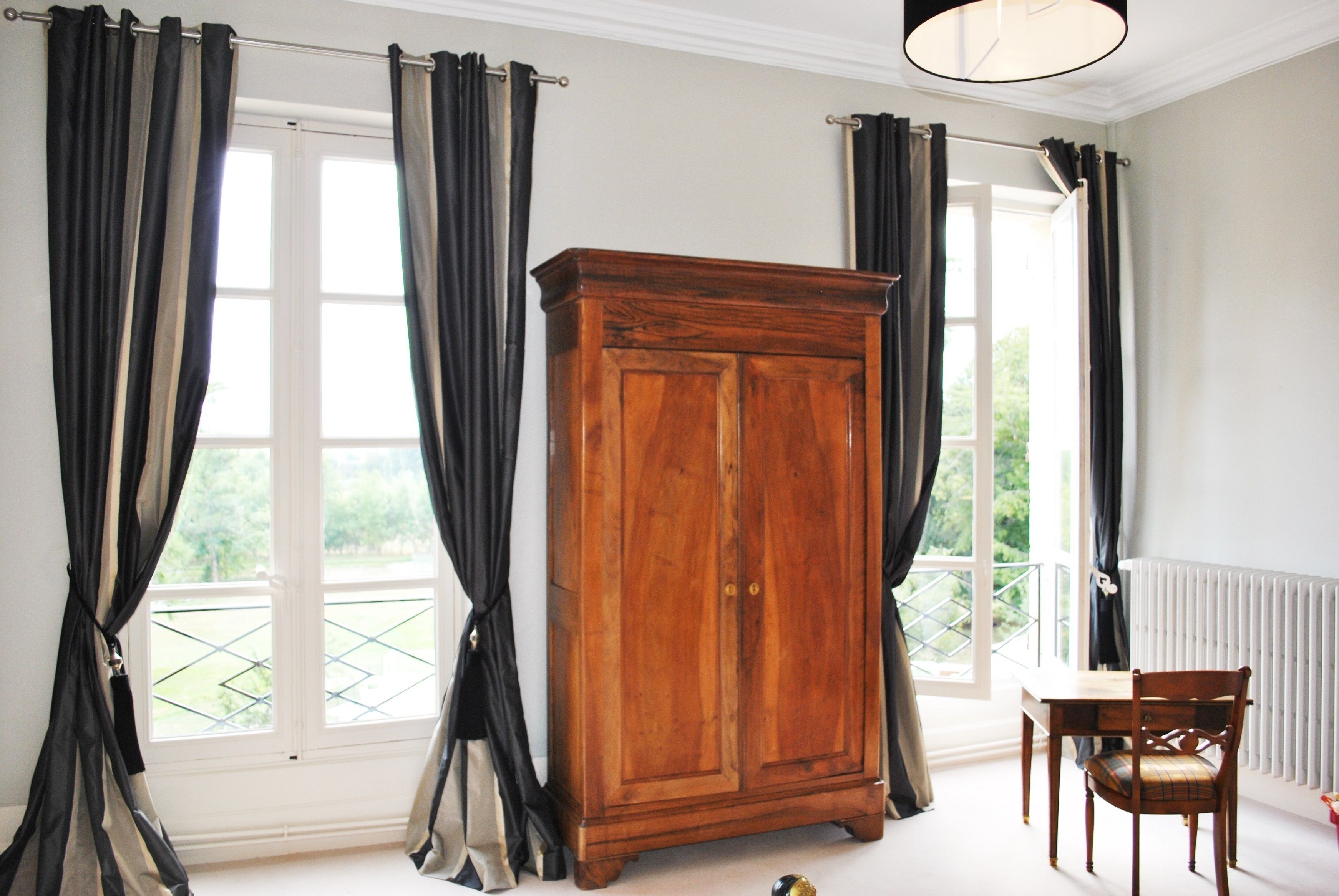 deluxe double room | 1 bedroom, individually decorated, individually furnished, desk