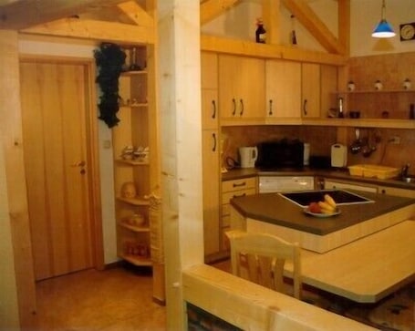 Standard Double Room | Private kitchen. Rostock Übernachtung