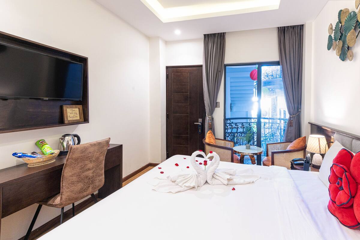 Phòng đôi | Minibar, két bảo mật tại phòng, bàn, phòng cách âm 