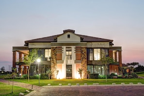 Exterior - The Royal Marang Hotel (Boshoek)