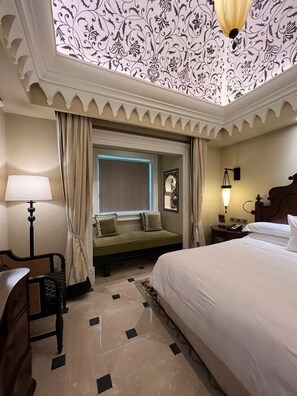 Luxury Suite with Semi Private Pool | Premium bedding, in-room safe, desk, blackout drapes - ITC Grand Bharat, a Luxury Collection Retreat, Gurgaon (Taoru)