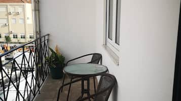 Suite | Bureau, lits bébé (gratuits), Wi-Fi gratuit, draps fournis