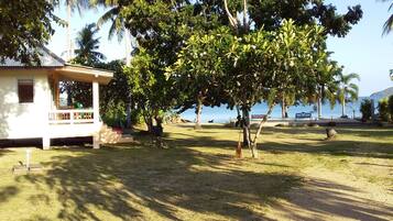 Bungalow | Beach/ocean view