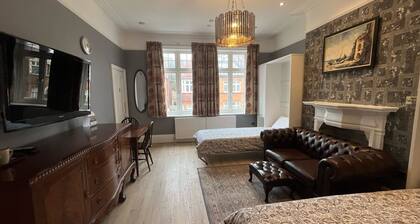 Charlotte Guest House