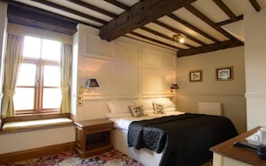 Deluxe Double Room, Ensuite (and over head shower)