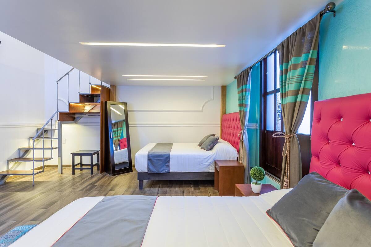 In-room safe, free WiFi, bed sheets