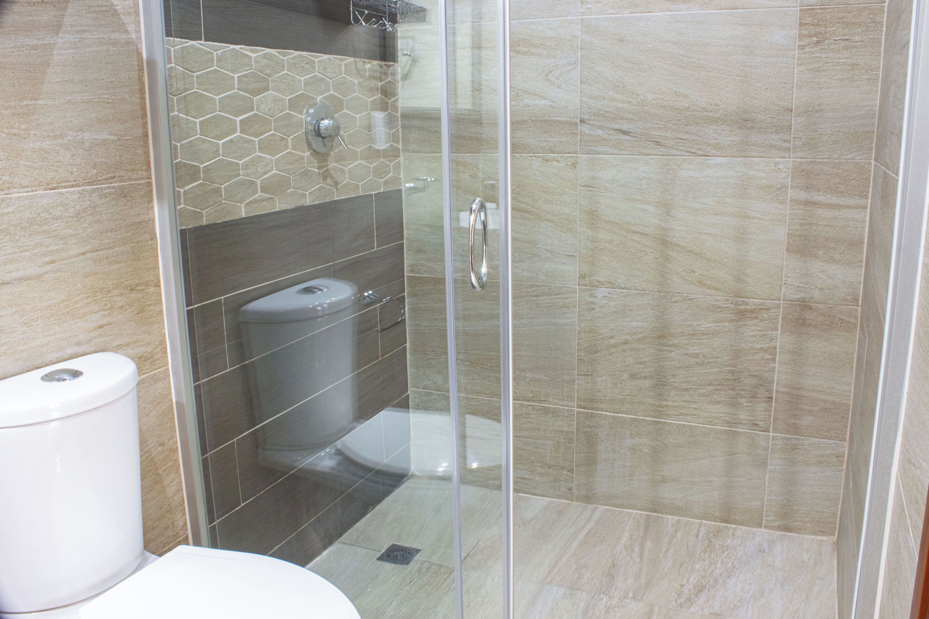 Chambre Familiale, vue ville | Salle de bain