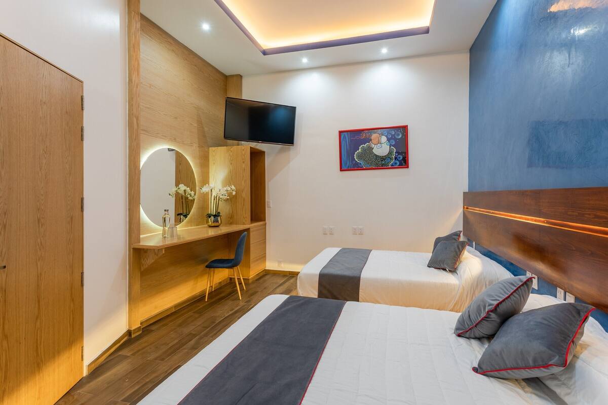 Standard Quadruple Room | In-room safe, free WiFi, bed sheets