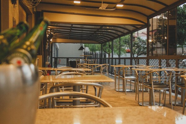 Breakfast served - Nohotel Nova Odessa (Nova Odessa)