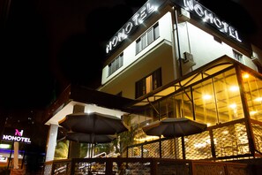 Exterior detail - Nohotel Nova Odessa (Nova Odessa)