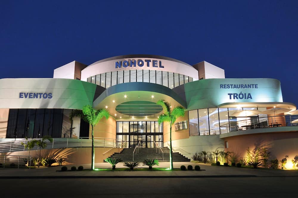 Hotel Nohotel Premium Americana