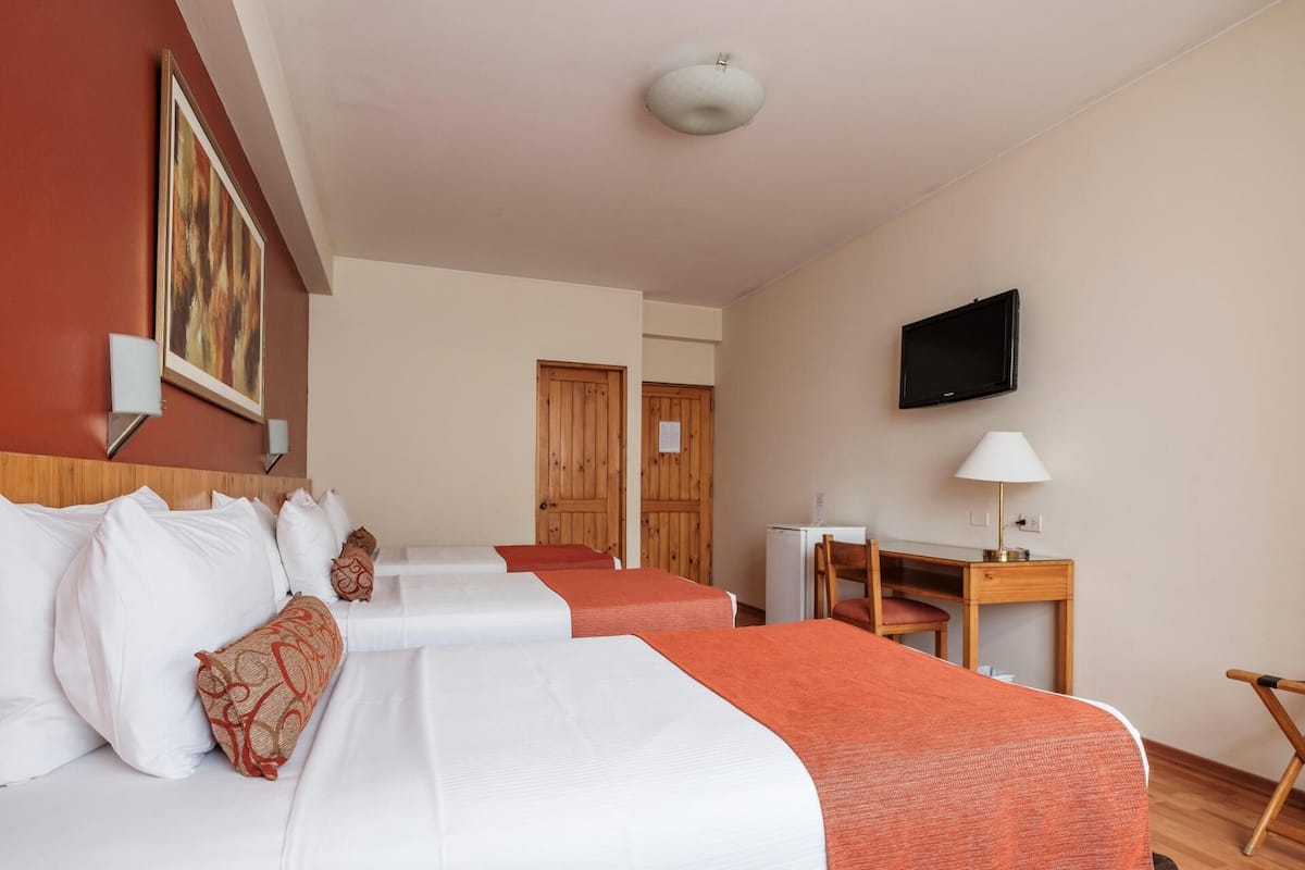 Ropa de cama de alta calidad y minibar