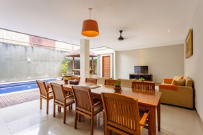 Villa, 4 Bedrooms, Private Pool | Dining room