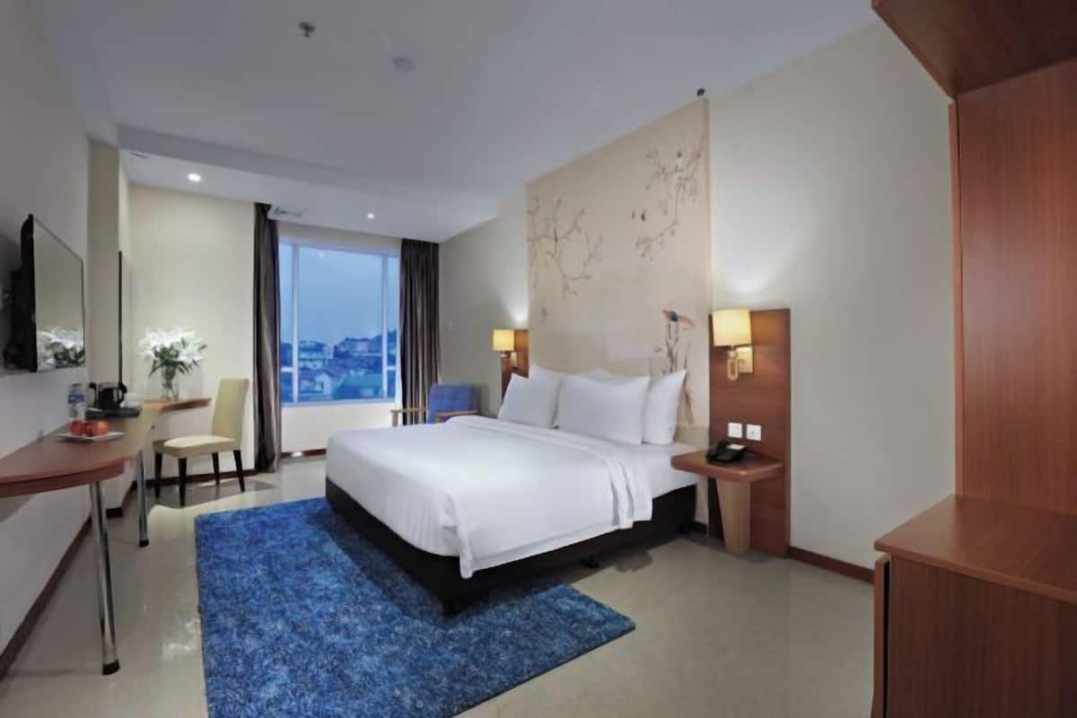 In-room safe, desk, blackout curtains, soundproofing