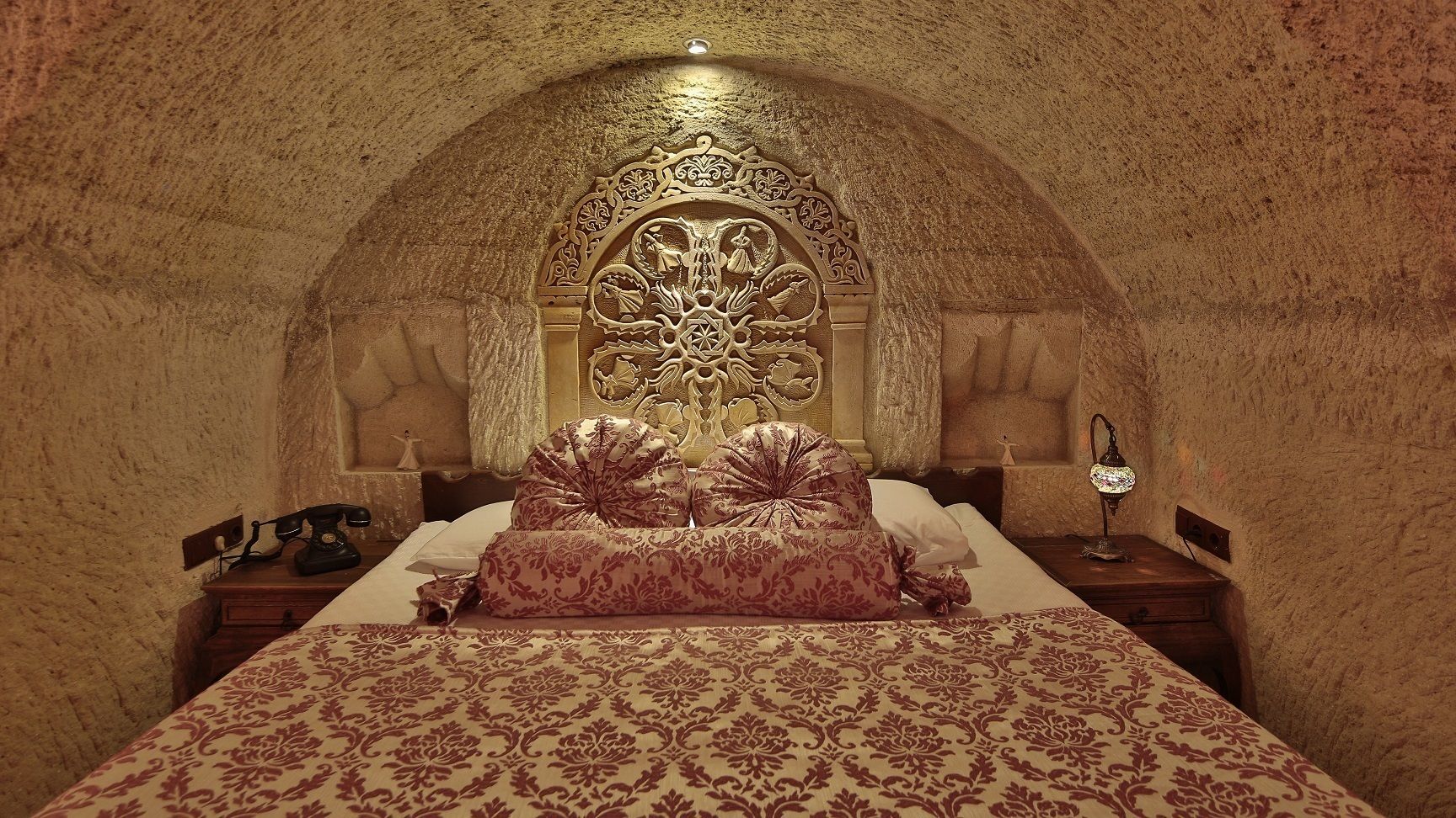 Photo - Phocas Cave Suites