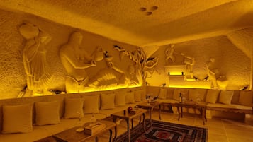 Wine bar