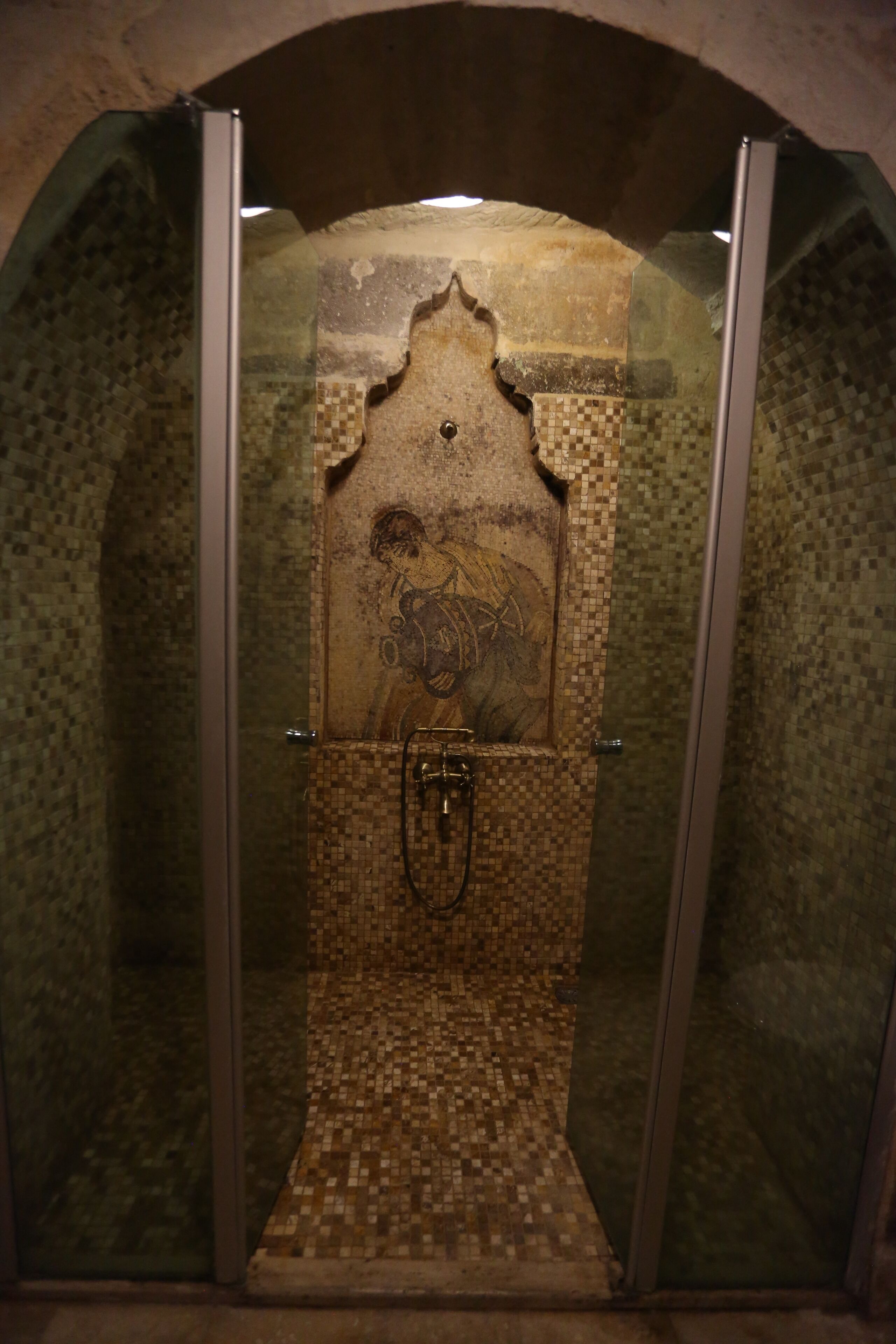 Photo - Phocas Cave Suites