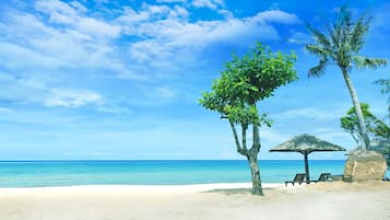 Aan het strand, kajakken